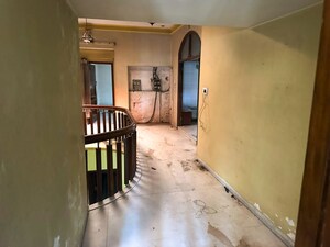 Building Lobby in  Independent House at White Avenue – for Sale