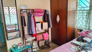 Room in  Apartment at Jadavpur – for Sale