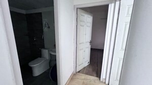 Room in 3 BHK Apartment at Migsun Roof, Raj Nagar Extension – for Rent