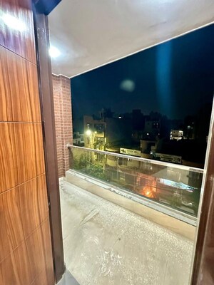 Balcony in 3 BHK Builder Floor at Dwarka Mor – for Rent