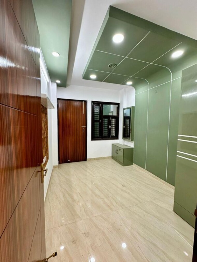 Room, dwarka mor 3 Bedroom 1050 Sq.Ft. Builder Floor In Dwarka Mor Delhi 10766589