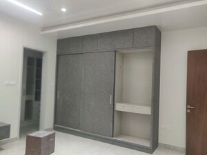 Room in 3 BHK Apartment at Uptown Jubilee, Jubilee Hills – for Rent
