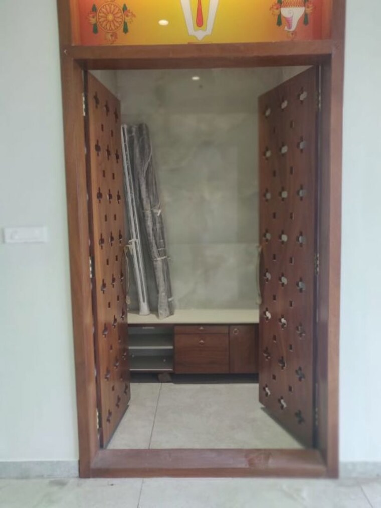 Room, uptown-jubilee 3 Bedroom 3800 Sq.Ft. Apartment In Jubilee Hills Hyderabad 10766593