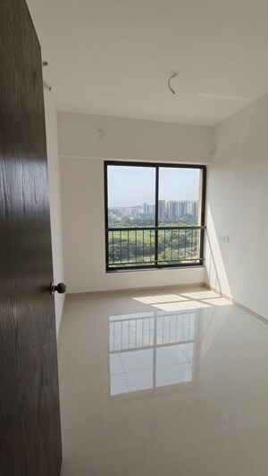 Room in 2 BHK Apartment at Shapoorji Pallonji Joyville Hadapsar Annexe, Hadapsar – for Rent