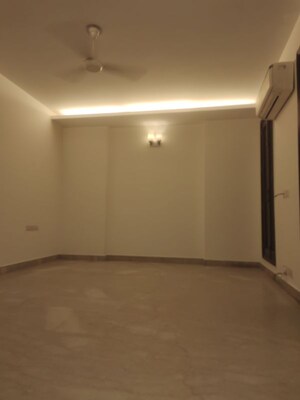4 BHK Builder Floor For Rent in Kailash Colony