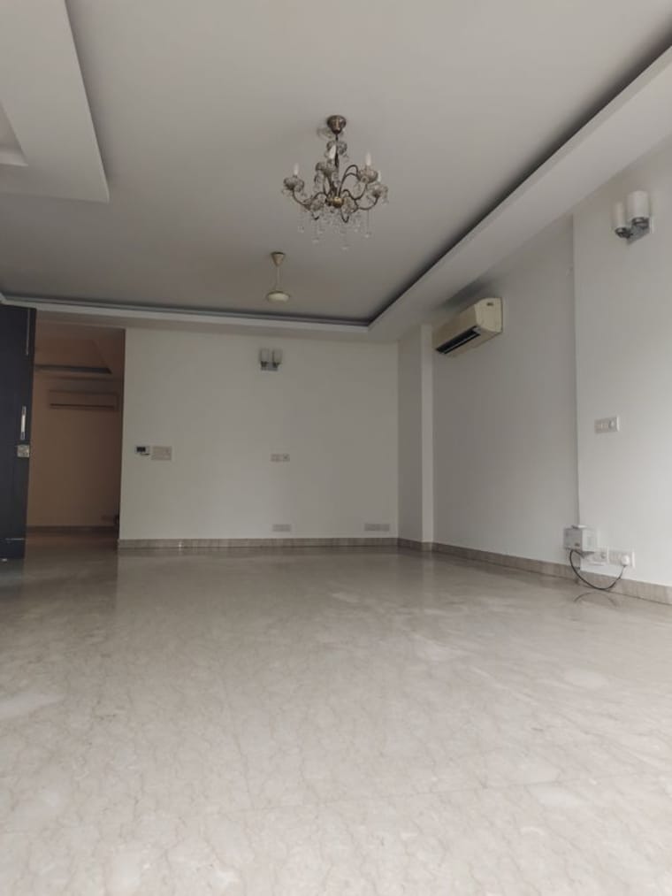 Bathroom, kailash colony 4 Bedroom 2700 Sq.Ft. Builder Floor In Kailash Colony Delhi 10766600