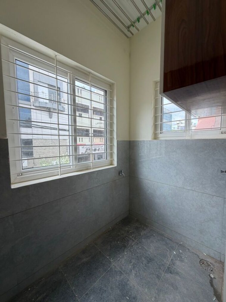 Room, sai-enclave-indiranagar 2 Bedroom 1200 Sq.Ft. Apartment In Indiranagar Bangalore 10766649