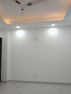 Room in 2 BHK Builder Floor at Kohli One Malibu Town, Sector 47 – for Rent