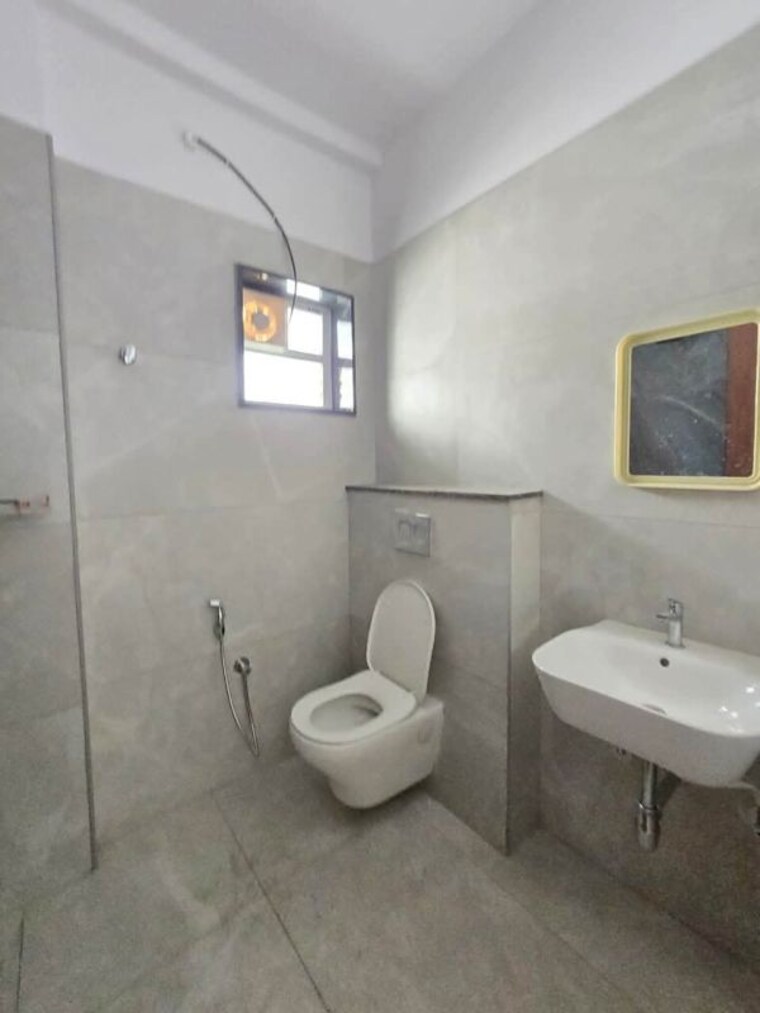 Bathroom, g-r-residency 3 Bedroom 1800 Sq.Ft. Apartment In Halasuru Bangalore 10766654