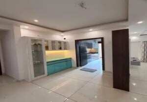 Room in 3 BHK Apartment at Rishita Mulberry Heights, Sushant Golf City – for Rent