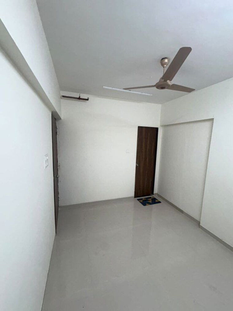 Room, shraddha-vardaan 1 Bedroom 350 Sq.Ft. Apartment In Bhandup West Mumbai 10766684