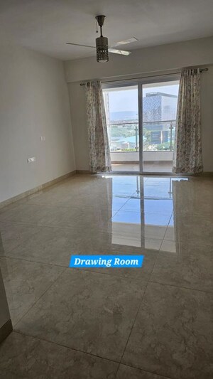 Room in 4 BHK Apartment at Gera World of Joy, Kharadi – for Rent
