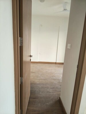 Room in 3 BHK Apartment at Gera Planet Of Joy, Kharadi – for Rent