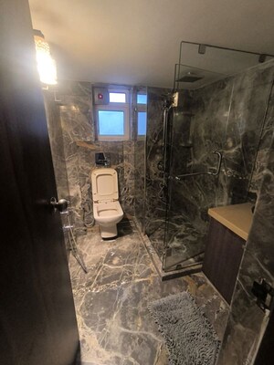 Attached Bathroom in 3 BHK Apartment at Gardenia Apartment Khar West, Khar West – for Rent