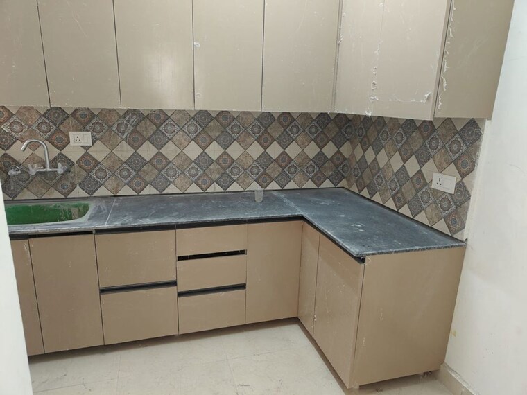 Kitchen, signature-global-prime 2 Bedroom 573 Sq.Ft. Apartment In Sector 63a Gurgaon 10766735