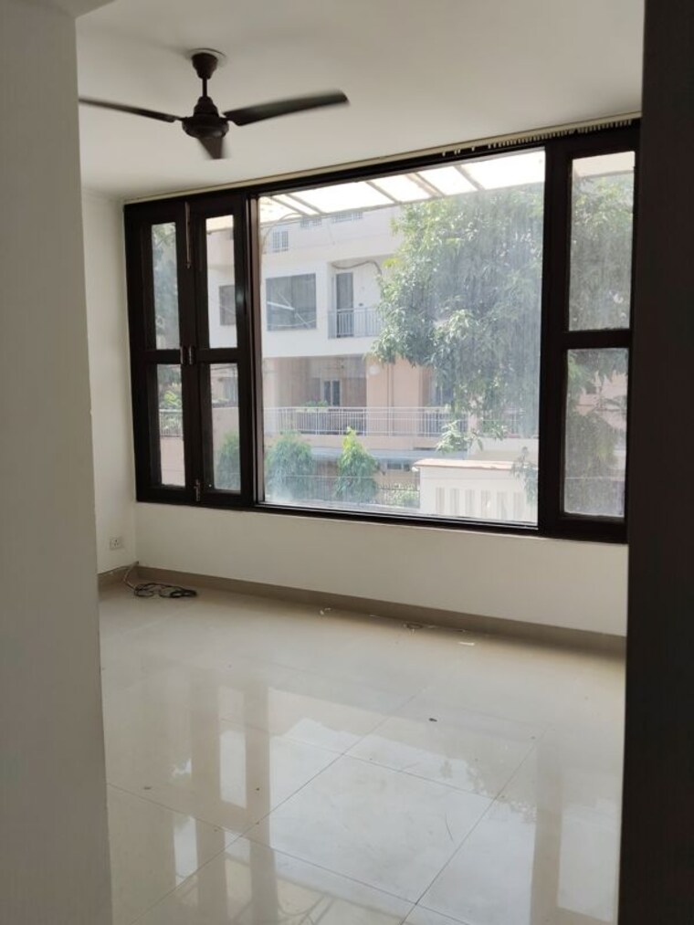Room, vasant kunj 3 Bedroom 1700 Sq.Ft. Apartment In Vasant Kunj Delhi 10766765