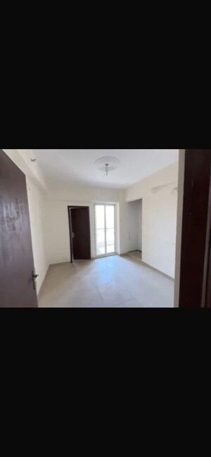 3 BHK Apartment For Sale in La Residentia, Tech Zone 4 Greater Noida