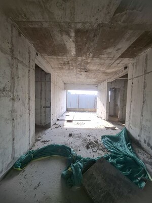 Parking in 3.5 BHK Apartment at Sawasdee Heights, Lawrence Road – for Sale