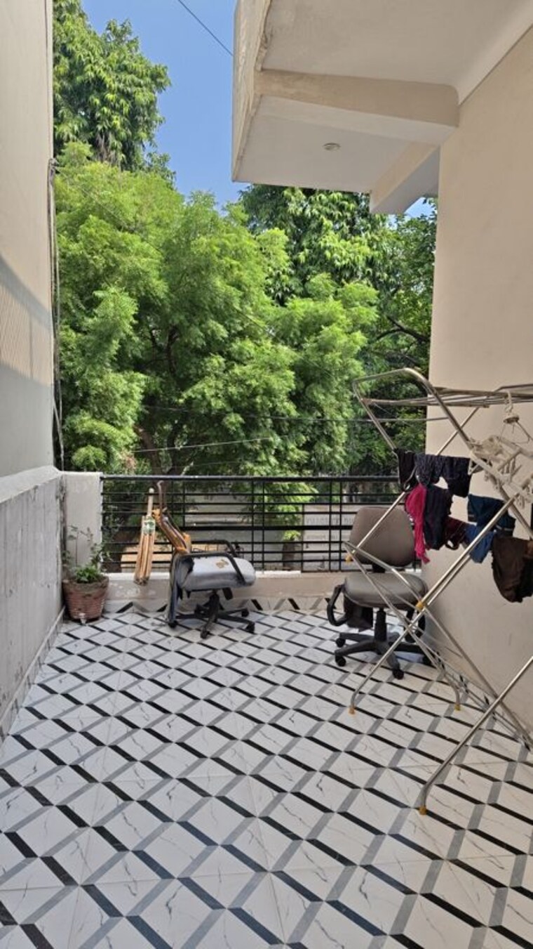 Exterior View, patel nagar 5 Bedroom 270 Sq.Yd. Independent House In Patel Nagar Ghaziabad 10766858