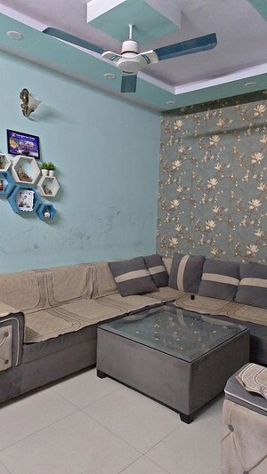 Team Area in 4 BHK Independent House at Shastri Nagar – for Sale