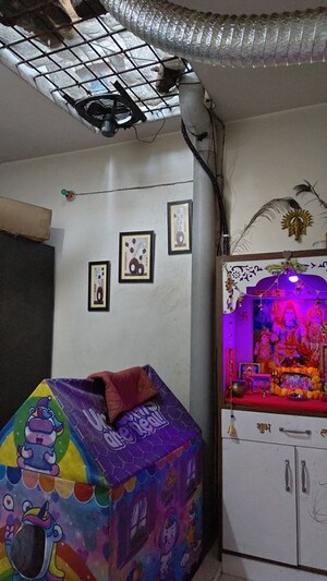 Furnished Amenities in 4 BHK Independent House at Shastri Nagar – for Sale