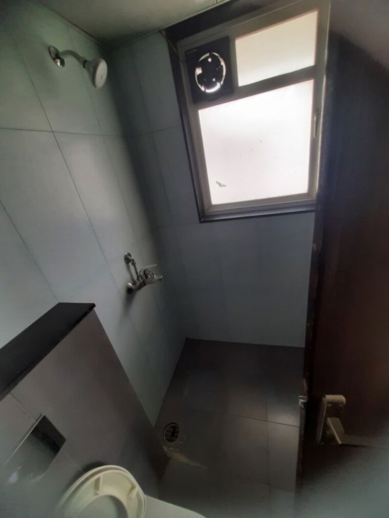 Bathroom, kolte-patil-24k-sereno 3 Bedroom 1499 Sq.Ft. Apartment In Baner Pune 10766872