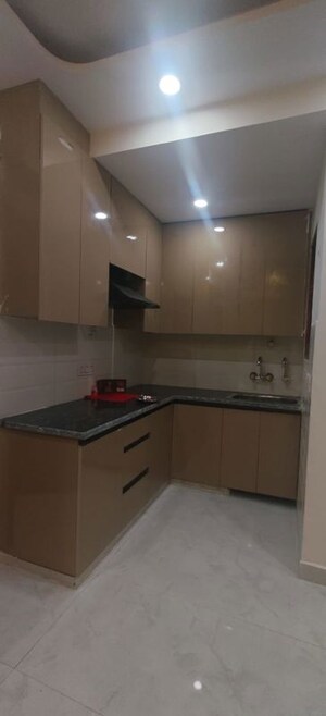 Kitchen in 3 BHK Builder Floor at RWA Apartments Sector 73, Sector 73 – for Rent