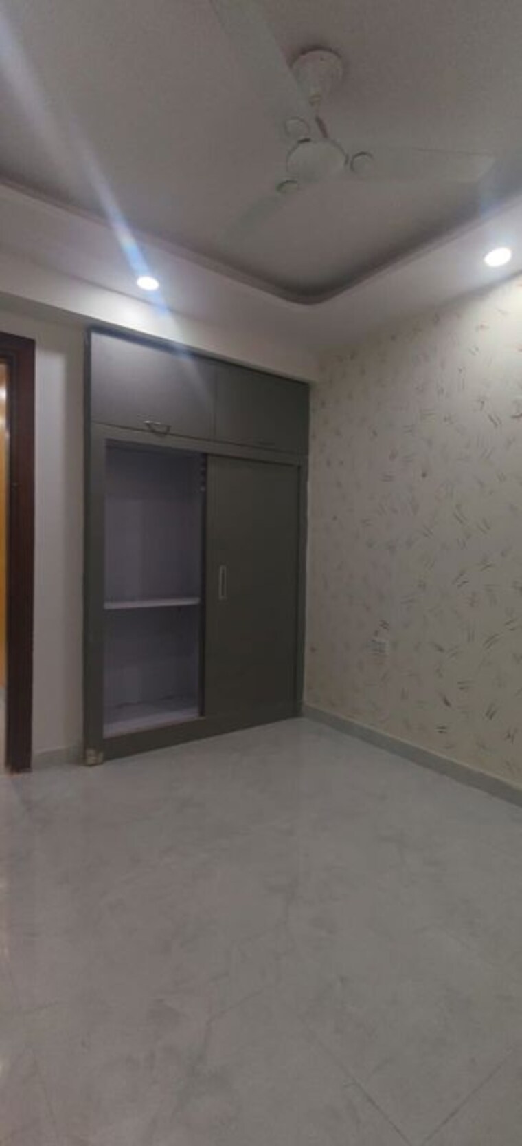 Room, rwa-apartments-sector-73 3 Bedroom 1499 Sq.Ft. Builder Floor In Sector 73 Noida 10766891
