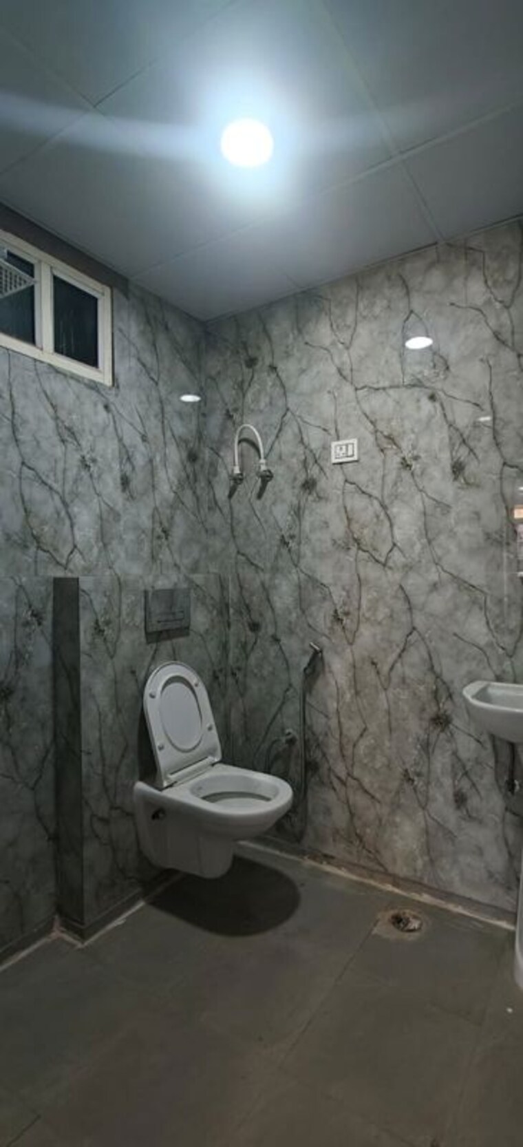 Bathroom, rwa-apartments-sector-73 3 Bedroom 1499 Sq.Ft. Builder Floor In Sector 73 Noida 10766891