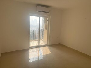 Room in 3.5 BHK Apartment at ATS Marigold, Sector 89a – for Sale