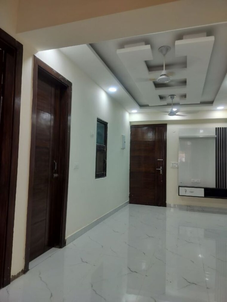 Living Room, rwa-apartments-sector-73 2 Bedroom 985 Sq.Ft. Builder Floor In Sector 73 Noida 10766907