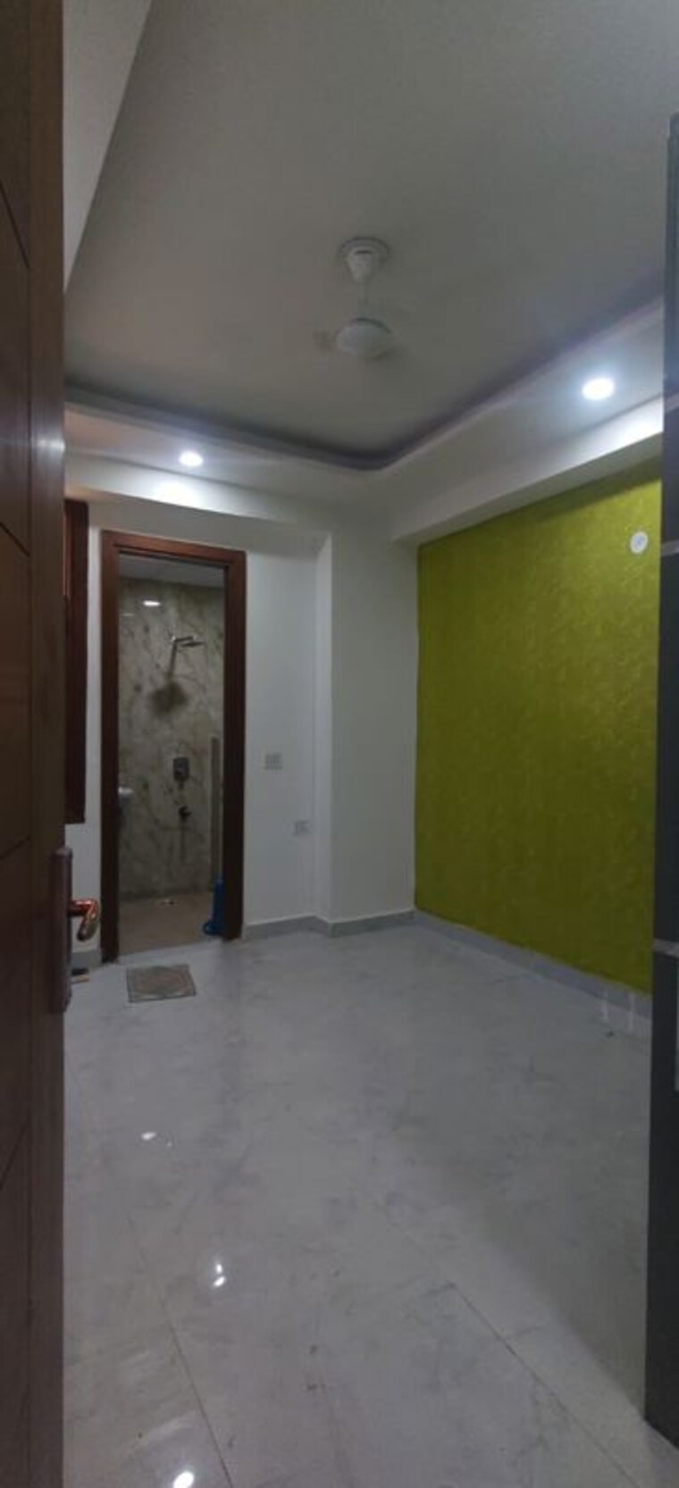 Room, rwa-apartments-sector-72 2 Bedroom 1000 Sq.Ft. Builder Floor In Sector 72 Noida 10766943