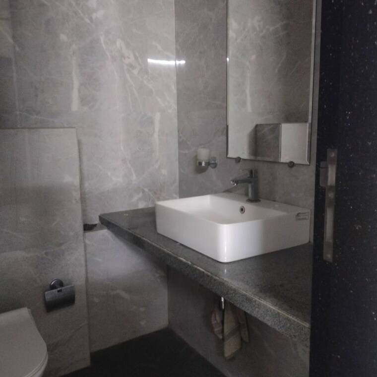 Bathroom, kolte-patil-verve 3 Bedroom 1550 Sq.Ft. Apartment In Bangur Nagar Mumbai 10766977