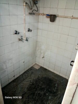 Bathroom in 1 BHK Apartment at Prathamesh Apartment Prabhadevi, Prabhadevi – for Rent