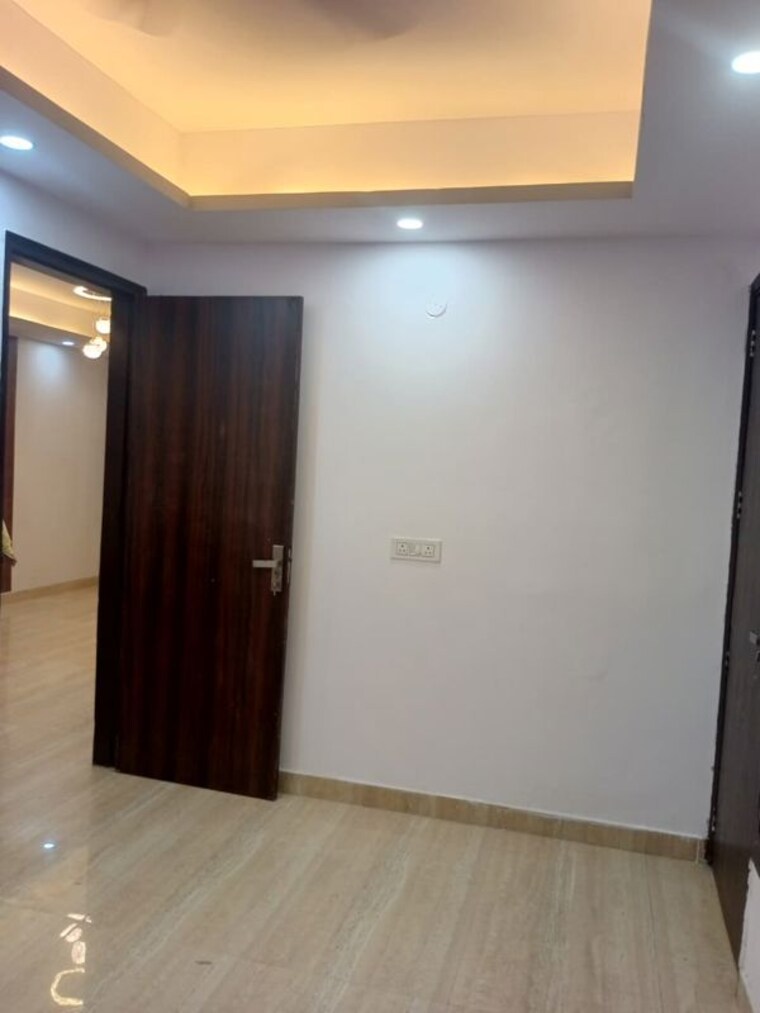 Room, kishangarh 3 Bedroom 125 Sq.Yd. Builder Floor In Kishangarh Delhi 10766998