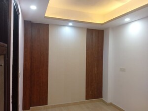 Room in 3 BHK Builder Floor at Kishangarh – for Sale