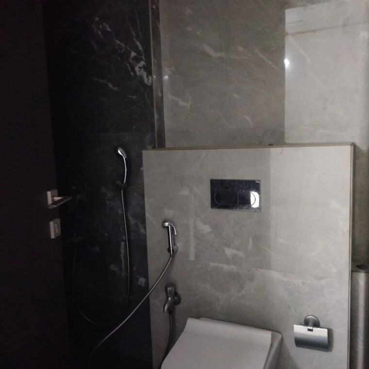 Bathroom, kolte-patil-verve 3 Bedroom 1550 Sq.Ft. Apartment In Bangur Nagar Mumbai 10767046