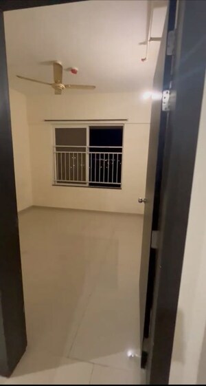 Room in 2 BHK Apartment at Kolte Patil Life Republic, Hinjewadi – for Rent