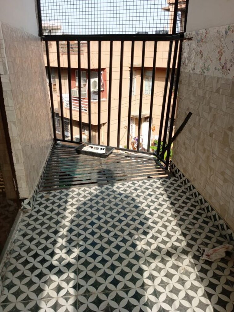 Balcony, kishangarh 2 Bedroom 850 Sq.Ft. Builder Floor In Kishangarh Delhi 10767060