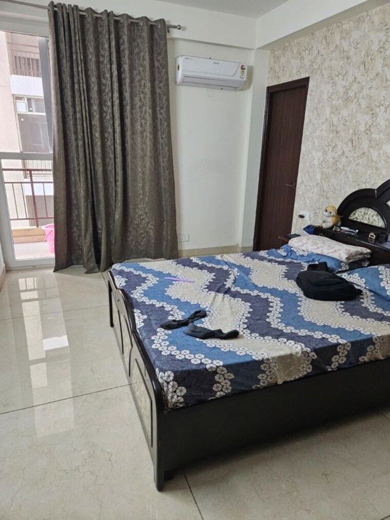 Bedroom, maya-green-lotus-saksham 3 Bedroom 1346 Sq.Ft. Apartment In International Airport Road Zirakpur 10767074