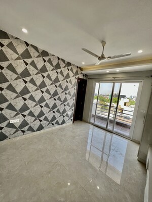 2 BHK Builder Floor For Sale in Chattarpur