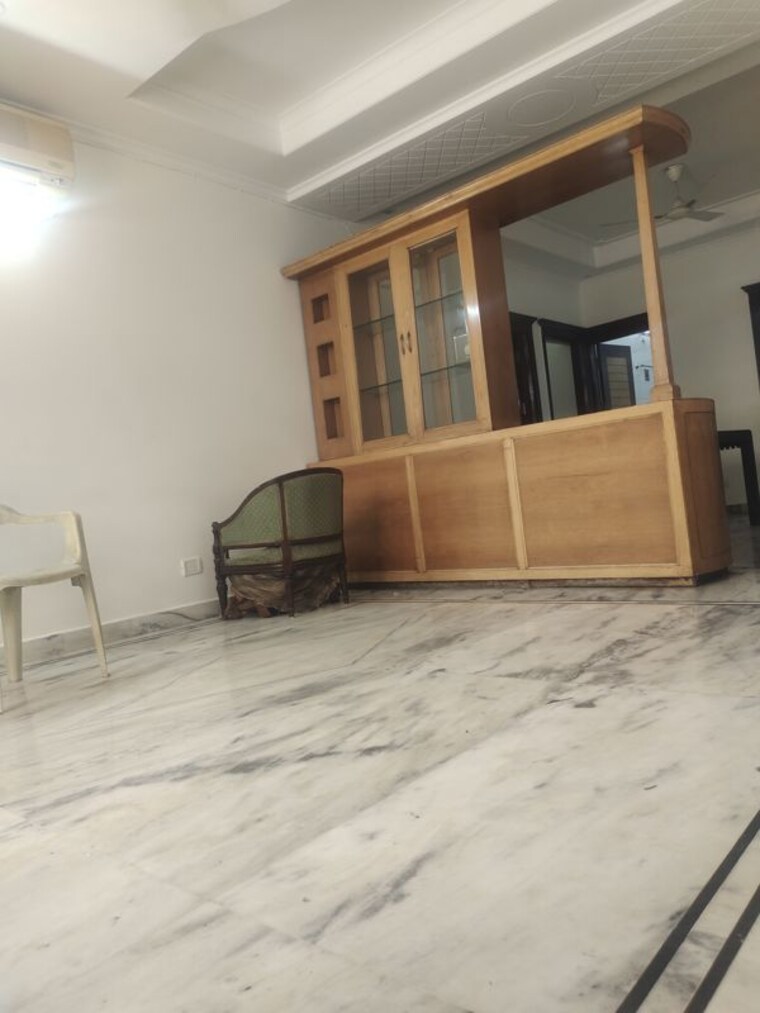 undefined, dlf-queens-court 3 Bedroom 1800 Sq.Ft. Builder Floor In Greater Kailash ii Delhi 10767084