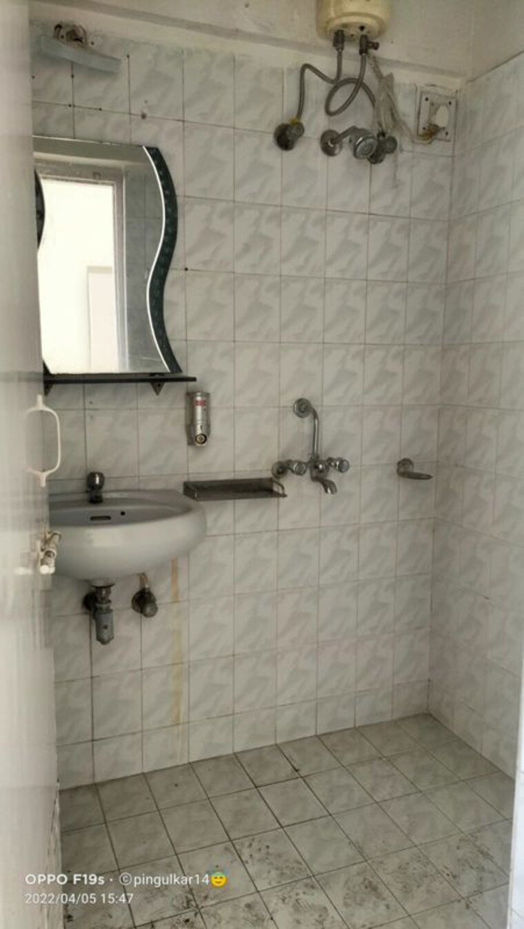 Bathroom, llyod-estate 2 Bedroom 700 Sq.Ft. Apartment In Wadala Mumbai 10767097