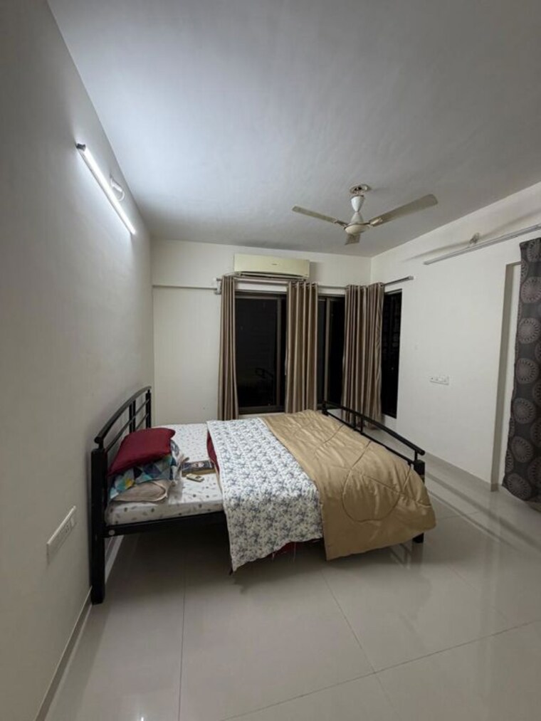 Bedroom, veer-mahal-chs 3 Bedroom 900 Sq.Ft. Apartment In Lalbaug Mumbai 10767104
