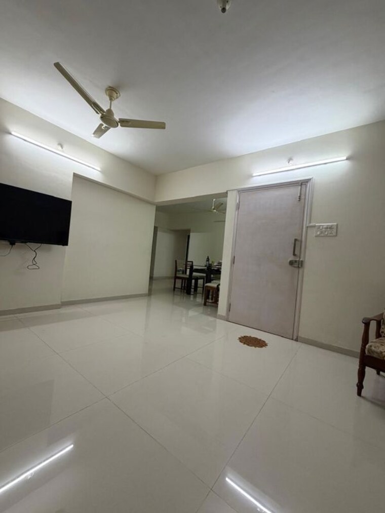 Team Area, veer-mahal-chs 3 Bedroom 900 Sq.Ft. Apartment In Lalbaug Mumbai 10767104