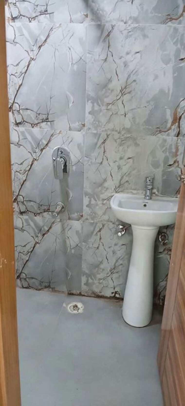 Bathroom, rwa-apartments-sector-72 2 Bedroom 1025 Sq.Ft. Builder Floor In Sector 72 Noida 10767121