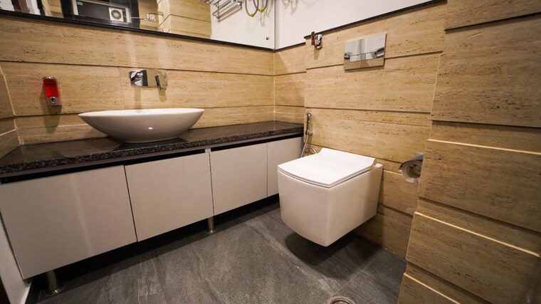 Bathroom, cliffton-valley 3 Bedroom 2090 Sq.Ft. Apartment In Panthaghati Shimla 10767115