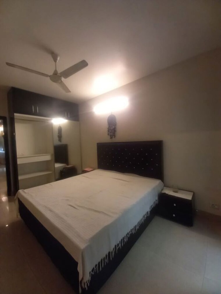 Bedroom, nehru place 3 Bedroom 1900 Sq.Ft. Apartment In Nehru Place Delhi 10767141