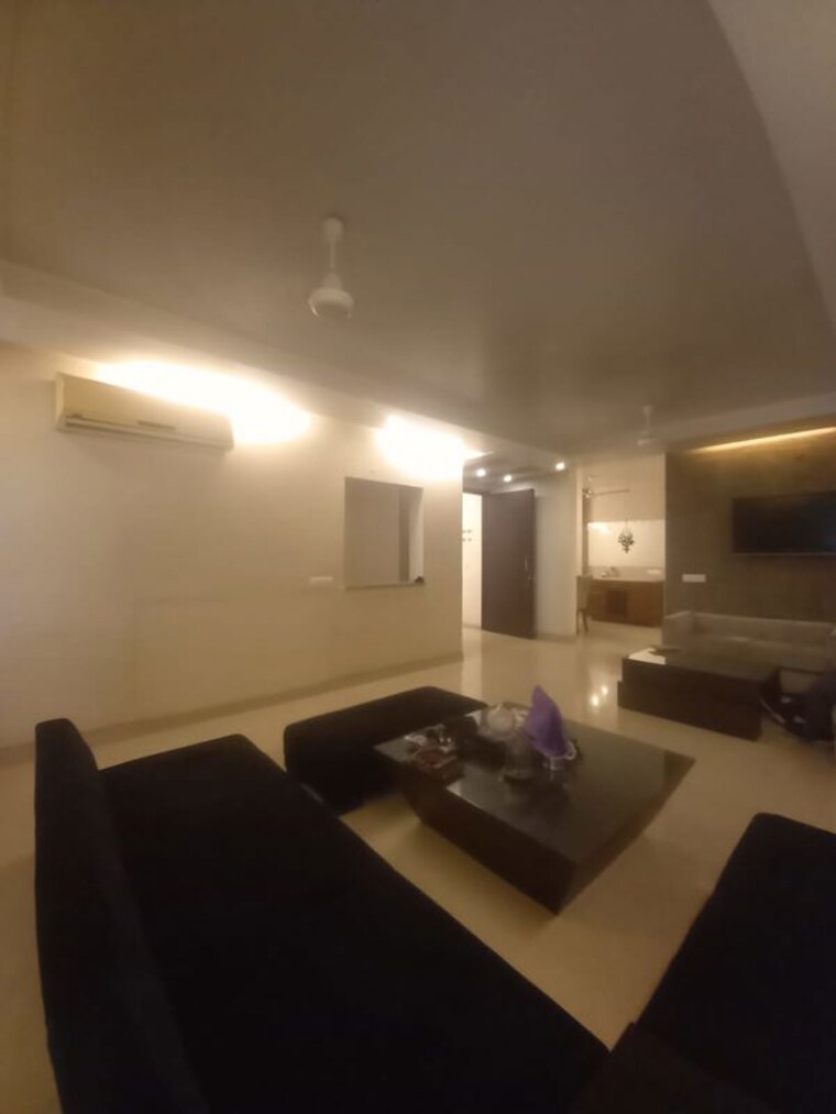 Living Room, nehru place 3 Bedroom 1900 Sq.Ft. Apartment In Nehru Place Delhi 10767141