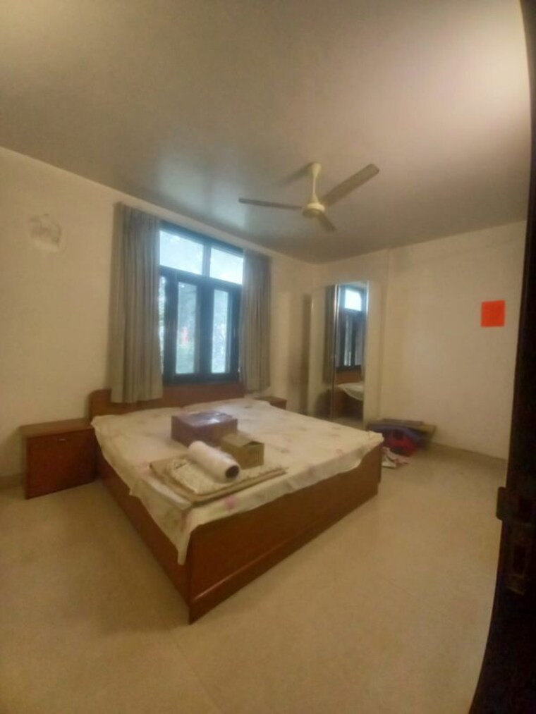 Bedroom, nehru place 3 Bedroom 1900 Sq.Ft. Apartment In Nehru Place Delhi 10767141